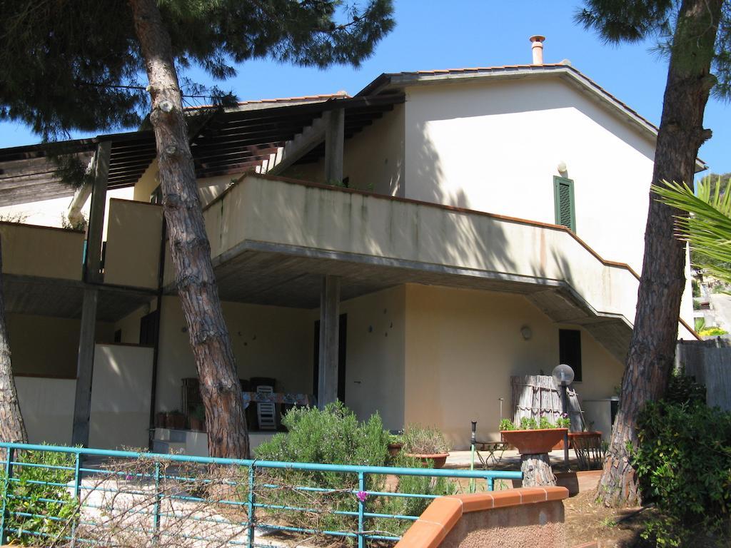 Gli Oleandri Appartement Capoliveri  Kamer foto