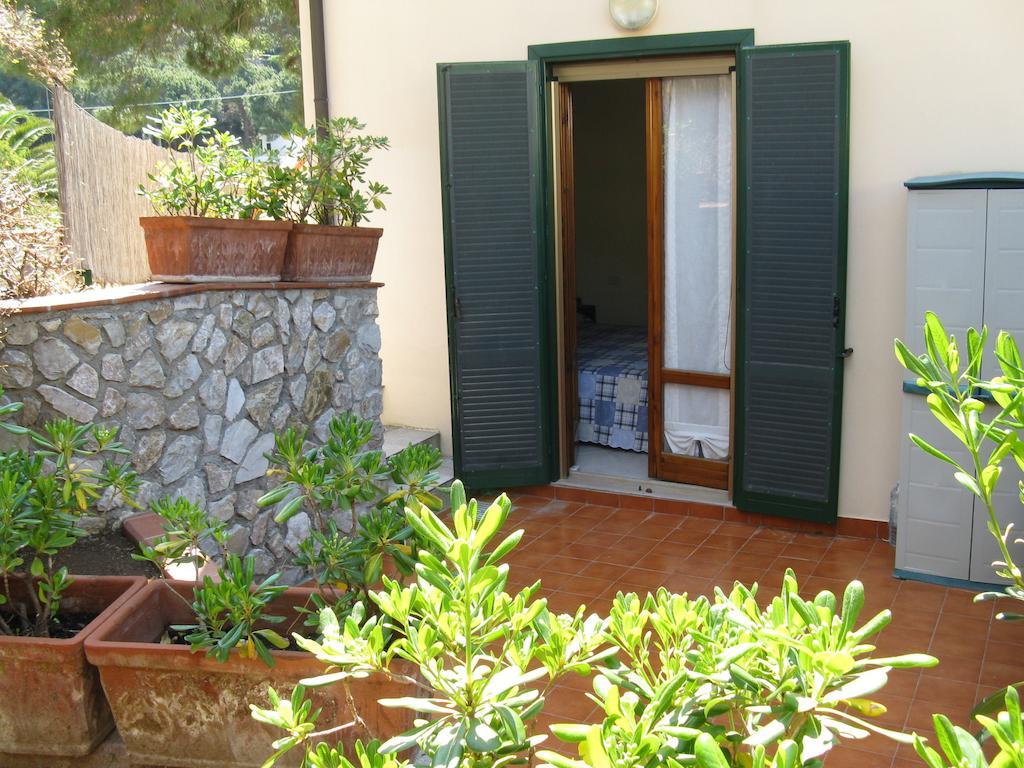 Gli Oleandri Appartement Capoliveri  Kamer foto